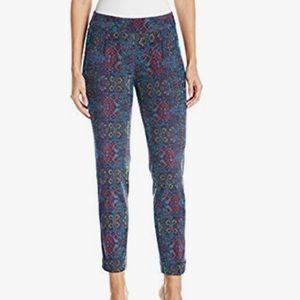 Unique Women's Wide Band Pull On Print Ankle Pant